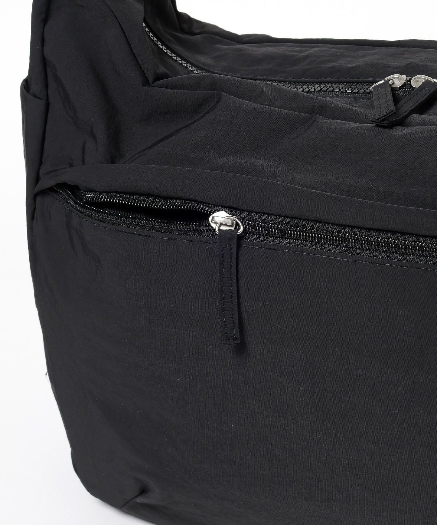 【GLOBAL WORK】輕量質感寬背帶斜背包