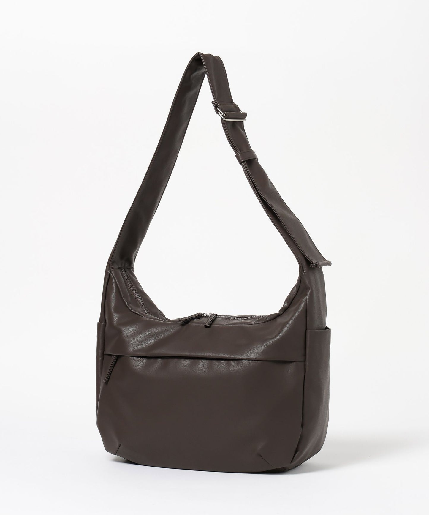 【GLOBAL WORK】輕量質感寬背帶斜背包