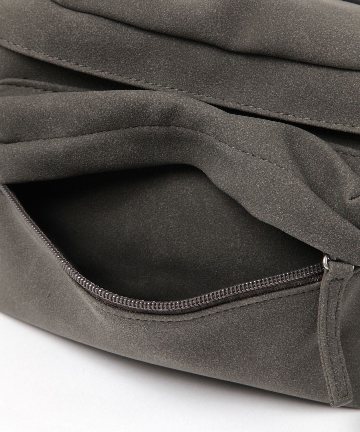 【GLOBAL WORK】小巧實用 質感仿麂皮簡約腰包 胸包