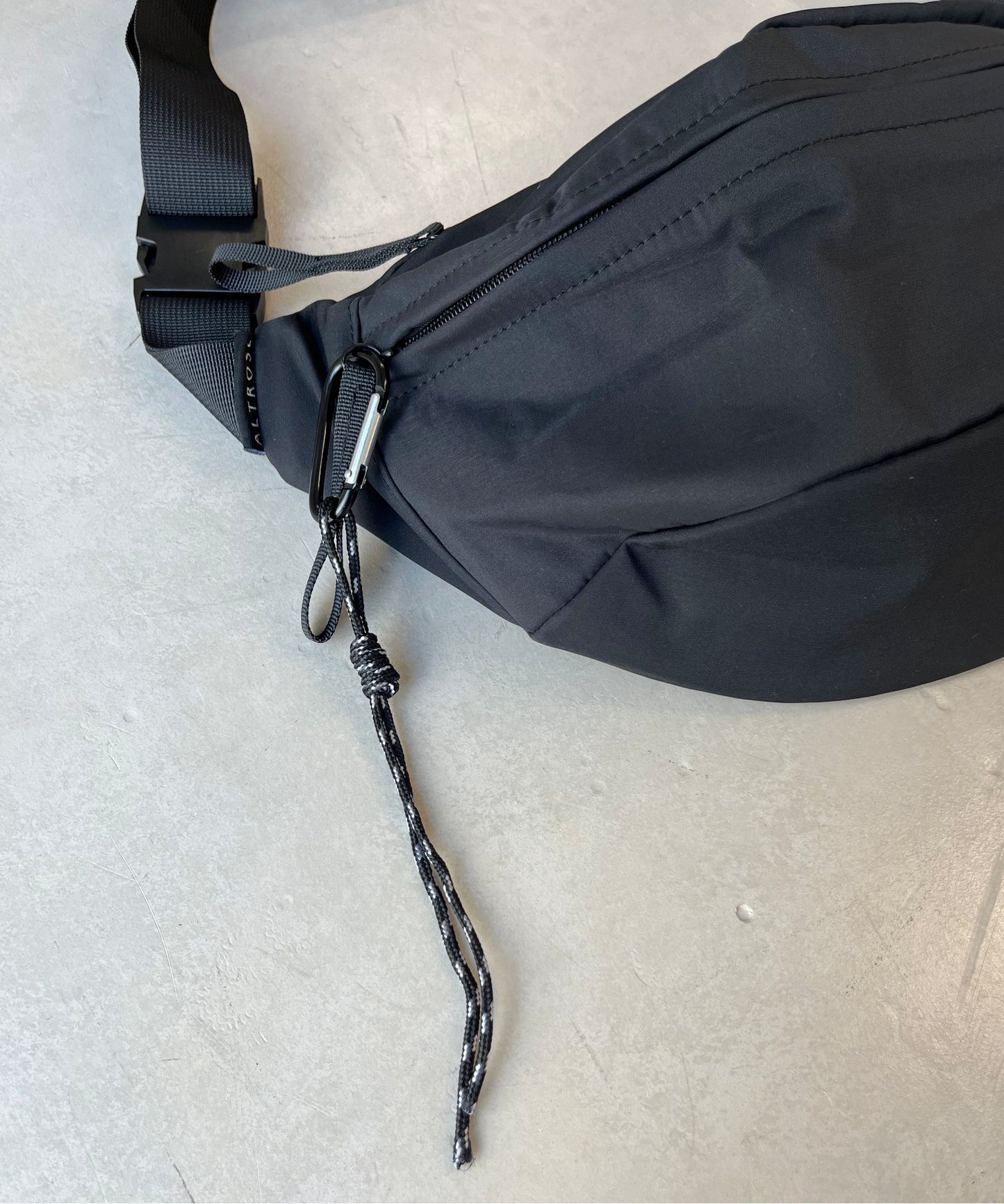 【CPCM】 人氣熱銷 簡約輕便百搭斜背包 腰包 胸包