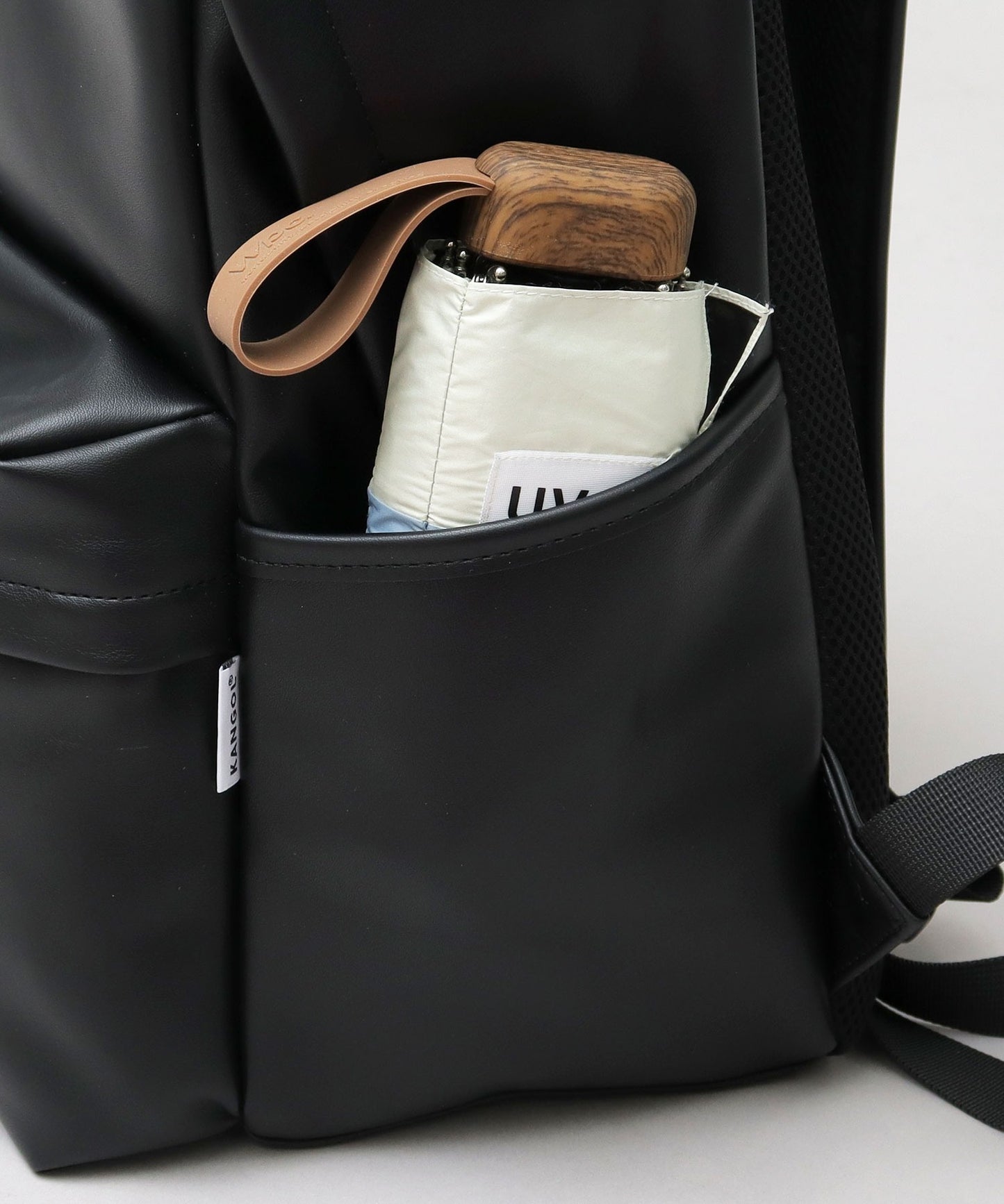 【A.M.S.】KANGOL聯名款 PU皮革多口袋休閒後背包