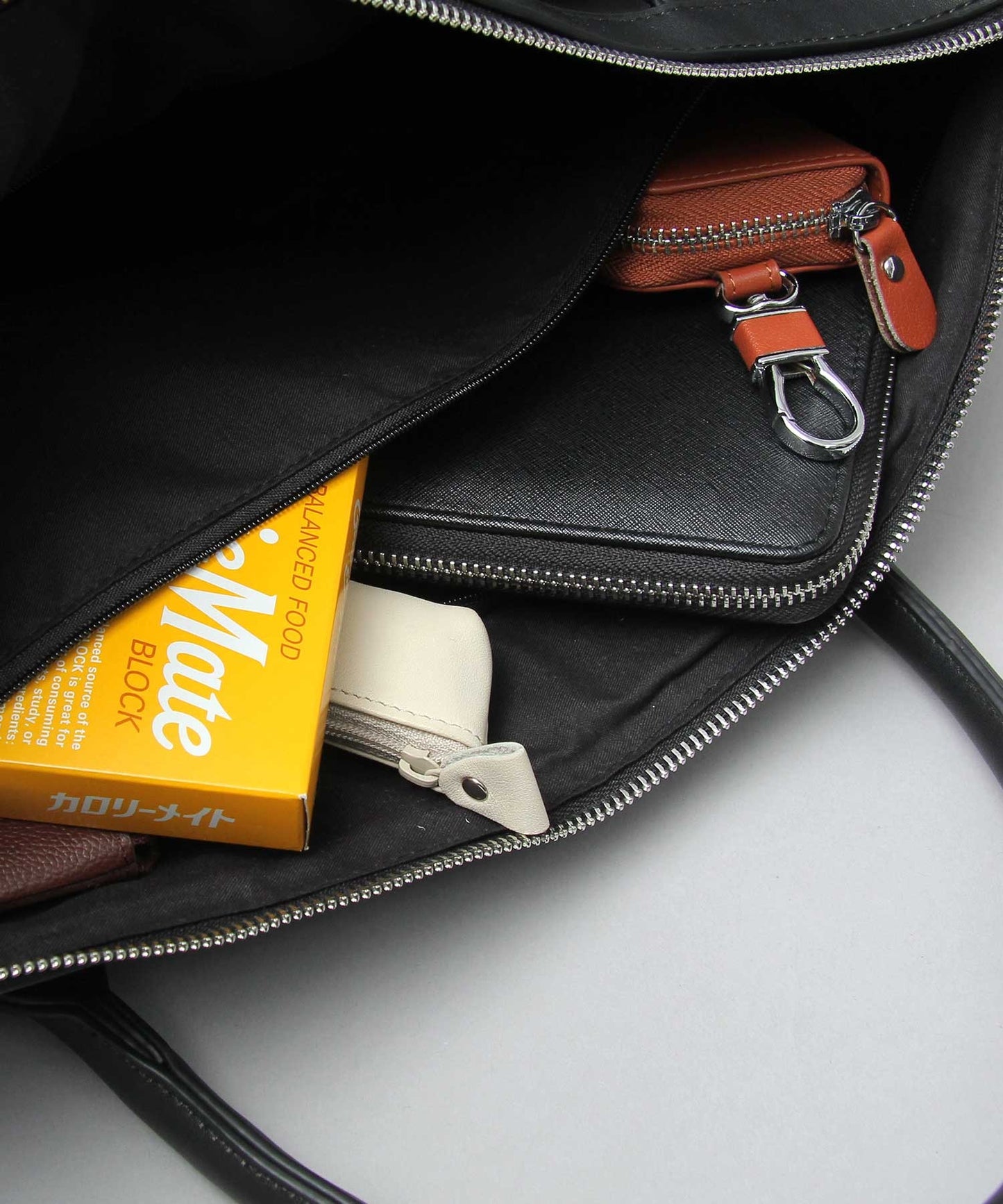 【A.M.S.】REGiSTA聯名 PU皮革成熟風波士頓包