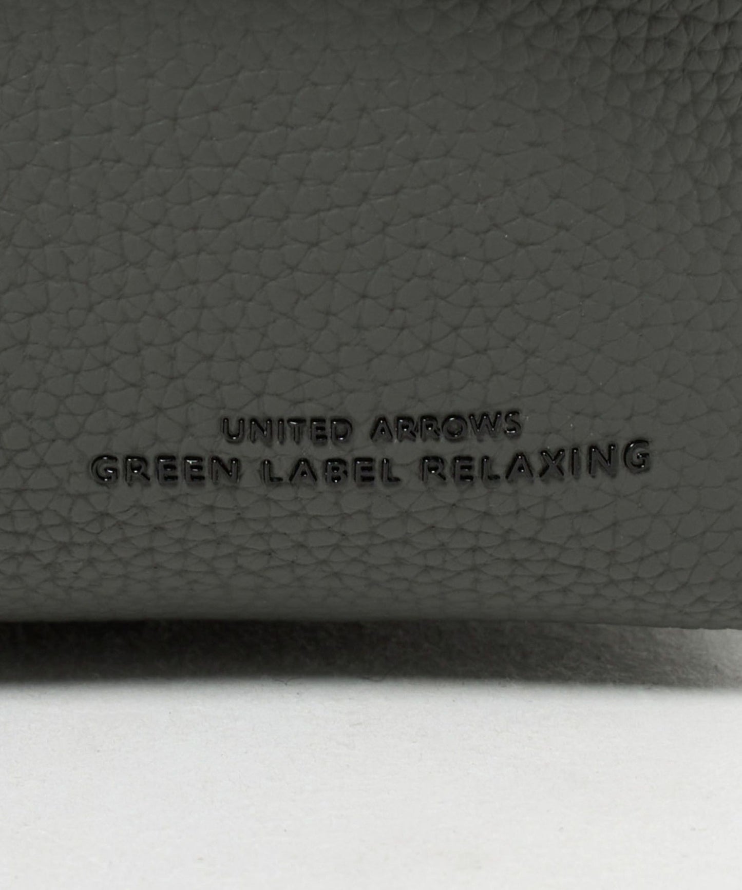 【GLR】顆粒壓紋PU皮革翻蓋斜背包 肩背包