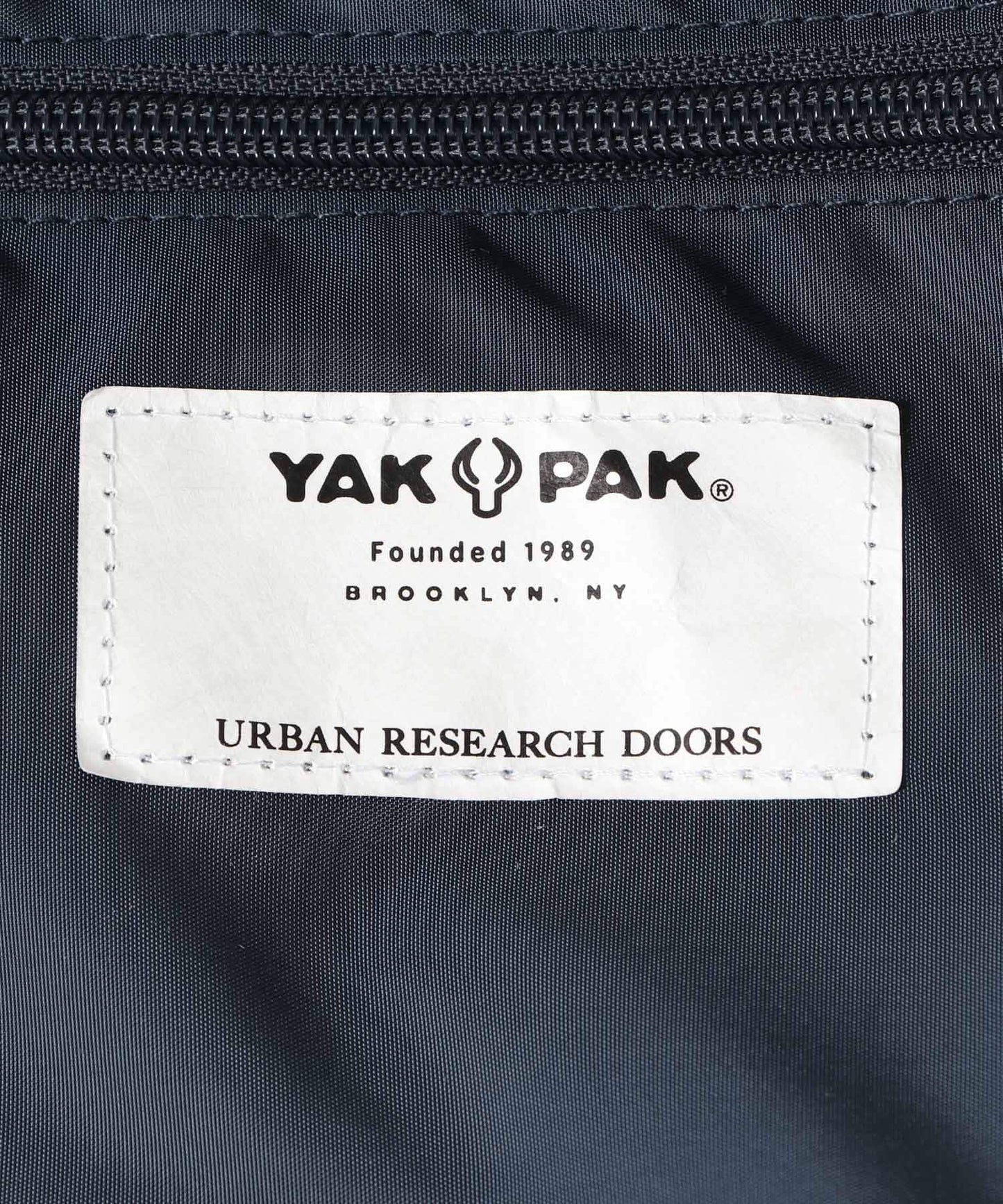【URBAN RESEARCH DOORS】YAKPAK獨家聯名 防潑水尼龍斜背包