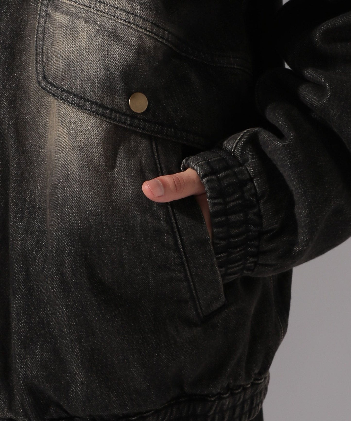 【niko and...】90年代復古丹寧夾克