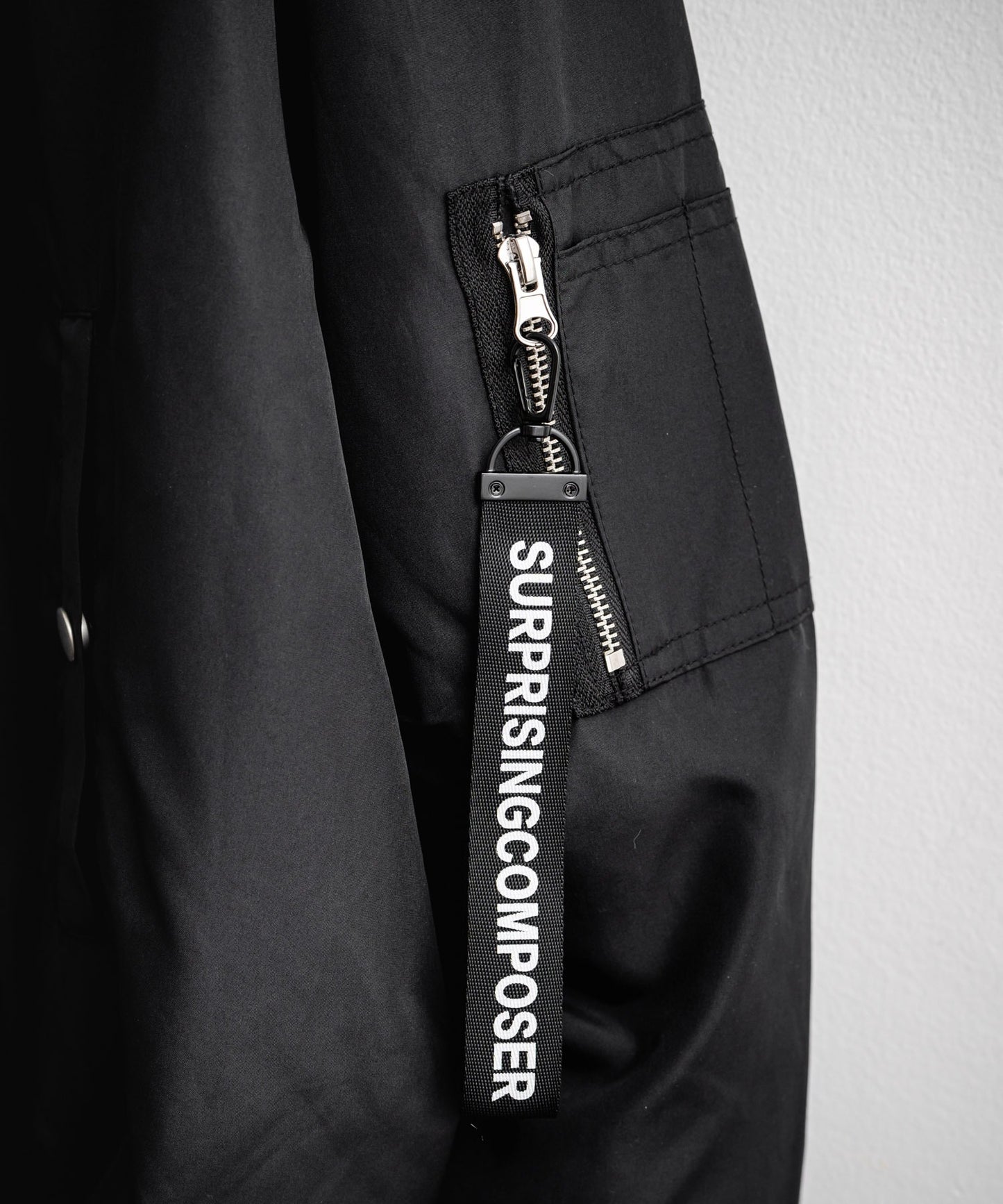 【Rocky Monroe】DEWSPO機能面料|寬版 MA-1 飛行夾克 / 軍裝外套