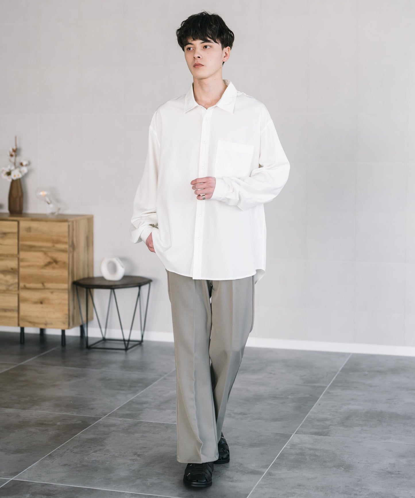 【Rocky Monroe】極簡親膚彈性標準領襯衫