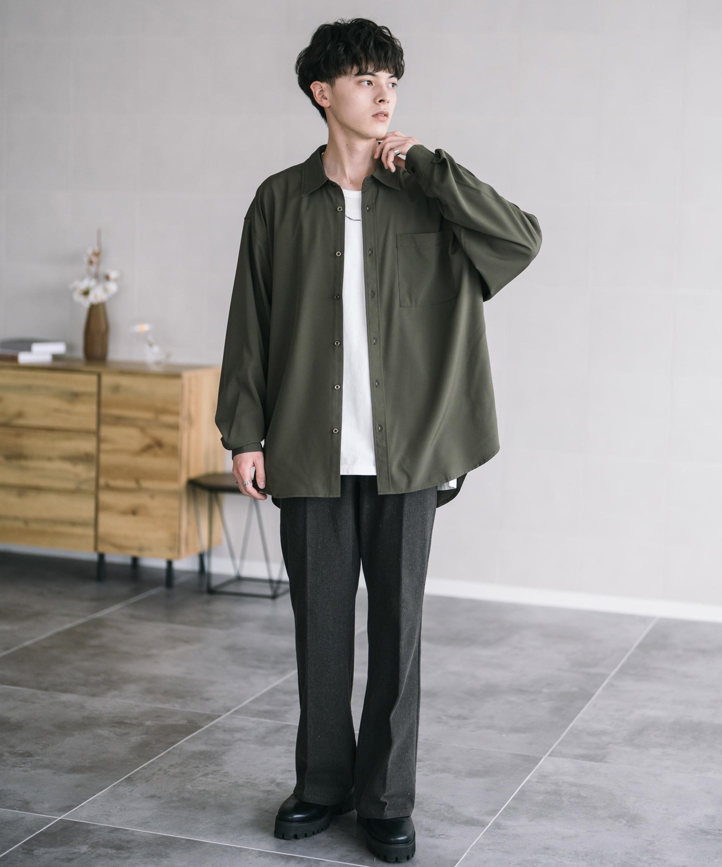 【Rocky Monroe】極簡親膚彈性標準領襯衫