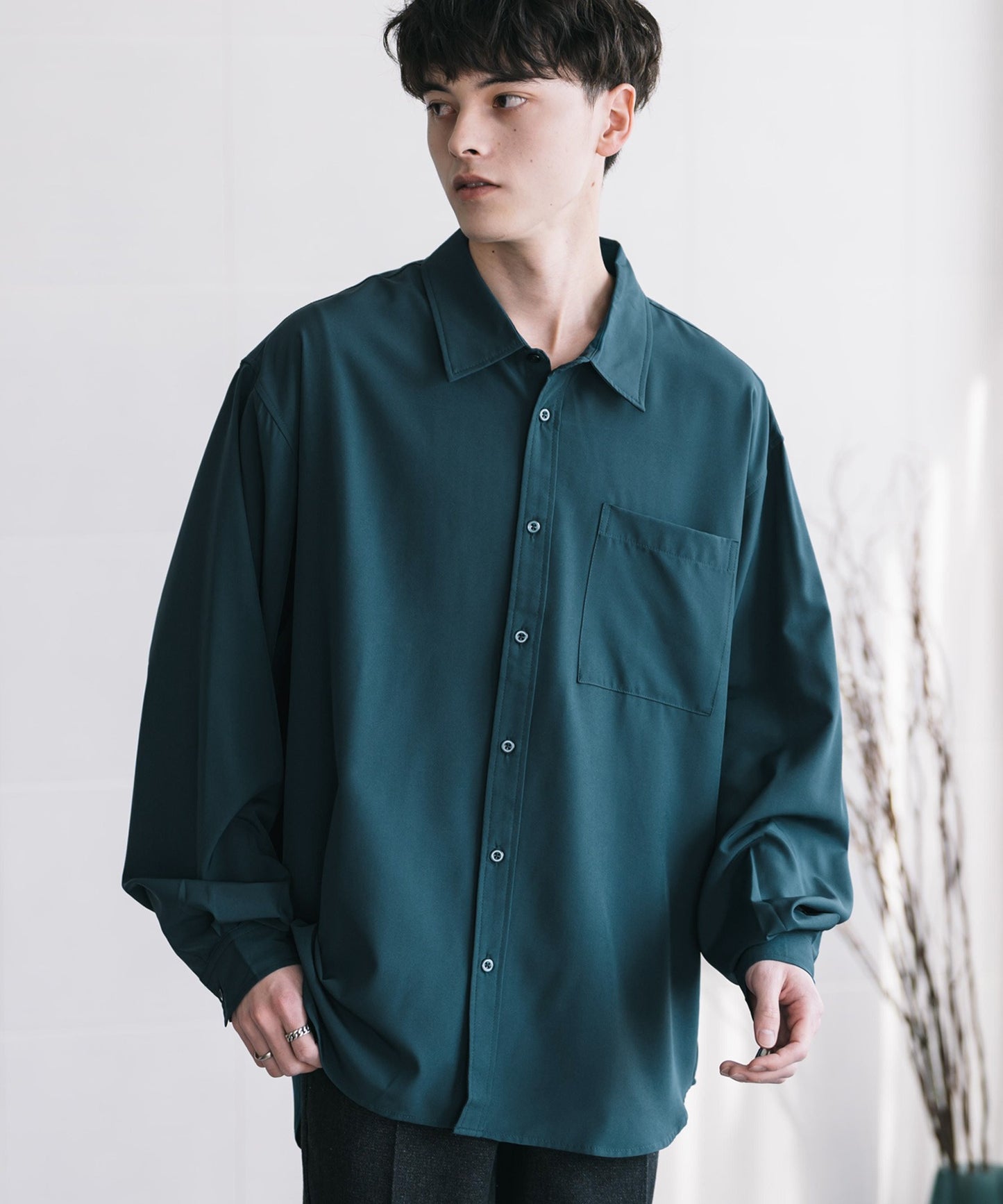 【Rocky Monroe】極簡親膚彈性標準領襯衫