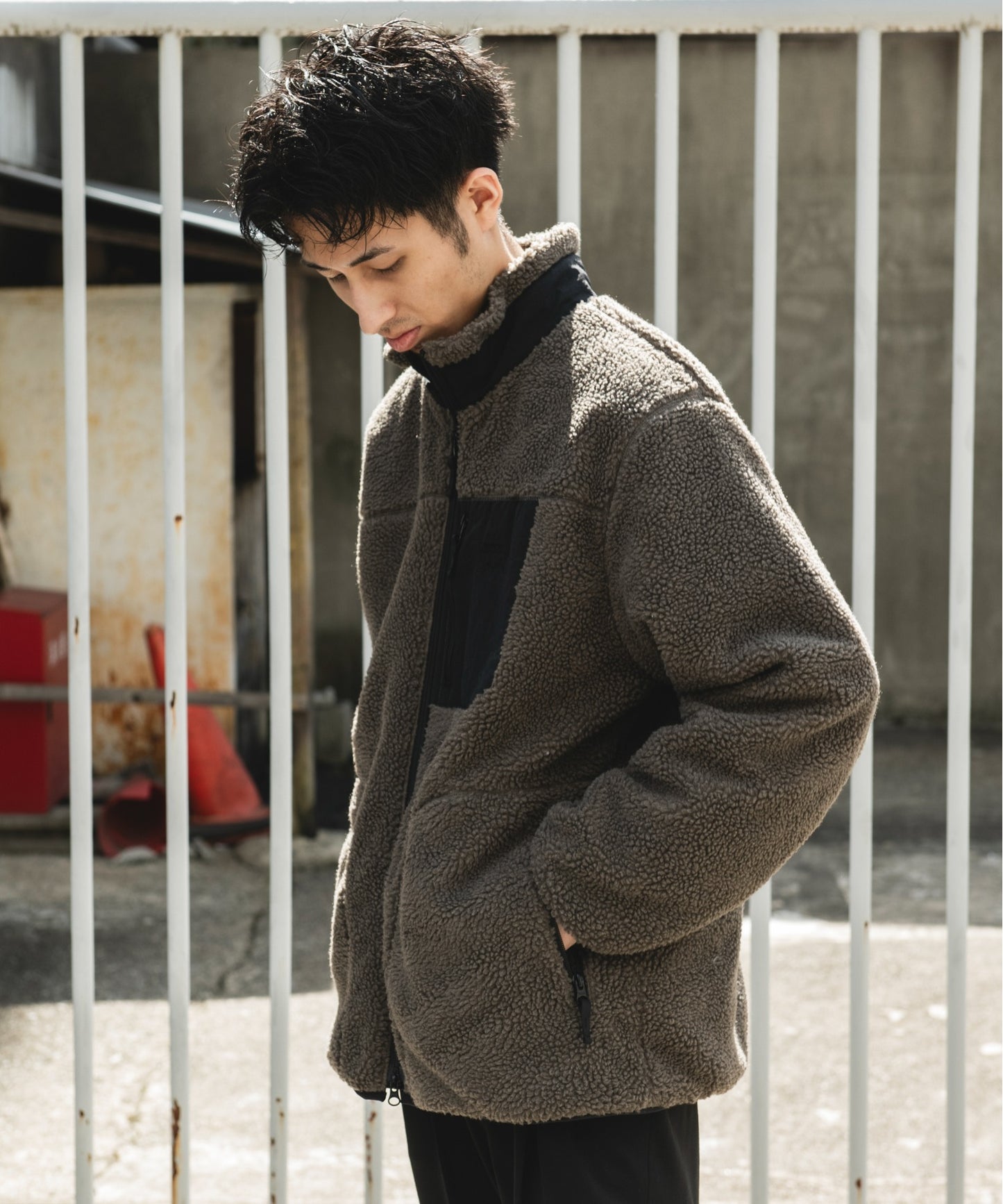 【URD】防風絨毛立領拉鍊外套