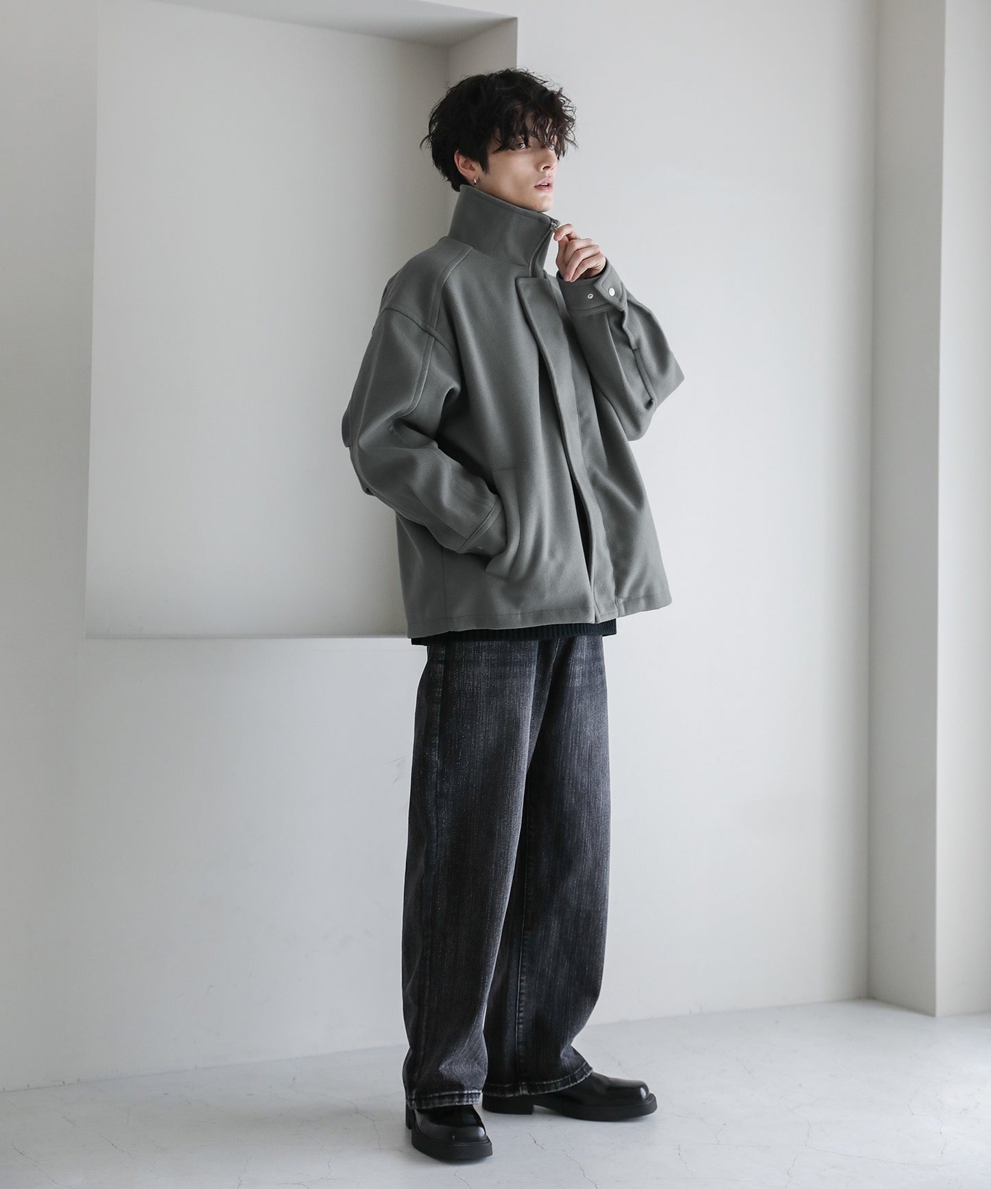 【ASTRONOMY】落肩寬鬆版梅爾頓立領拉鍊外套