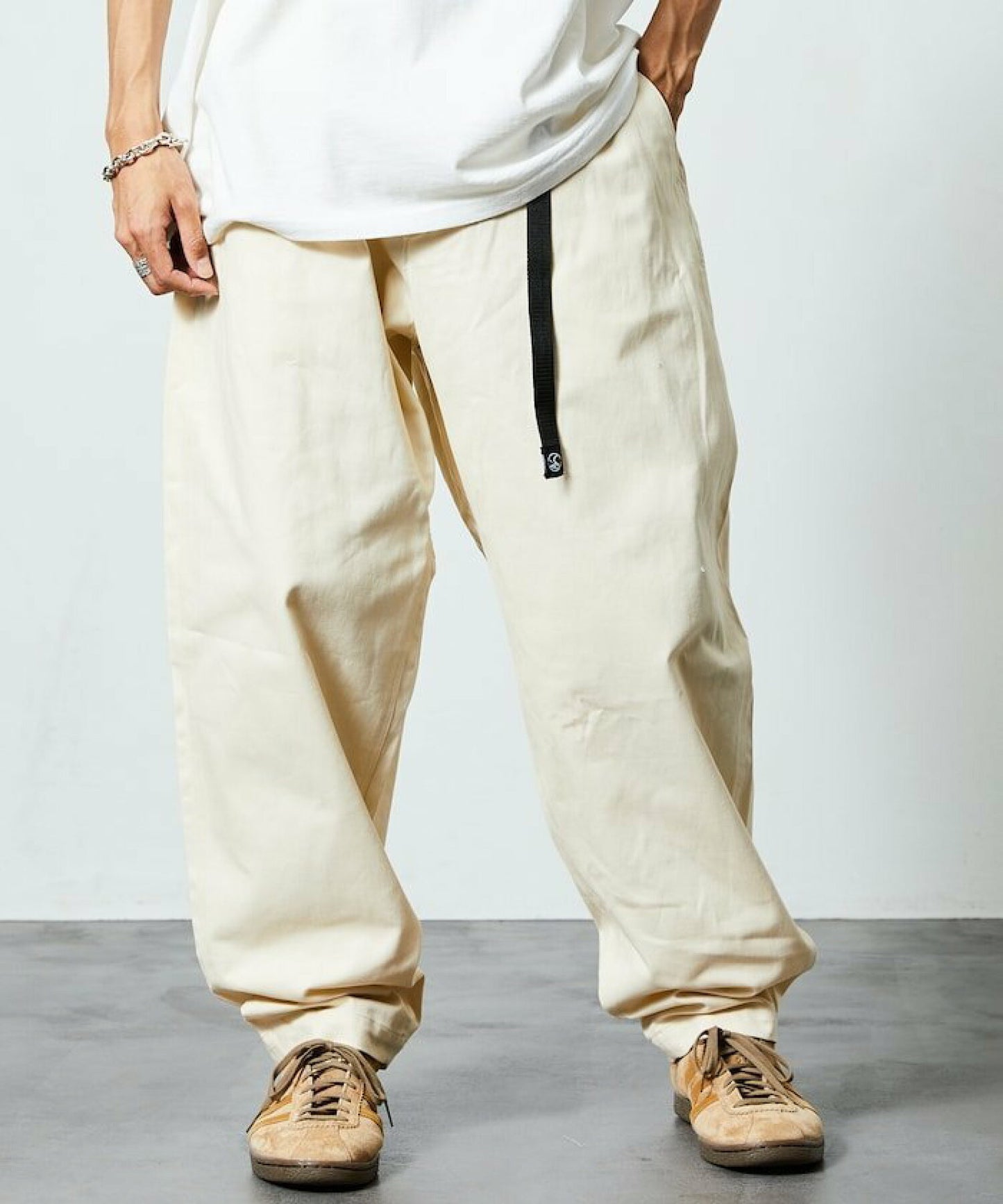 【FREAK’S STORE】outdoors 戶外寬版錐形褲 寬褲 附腰帶