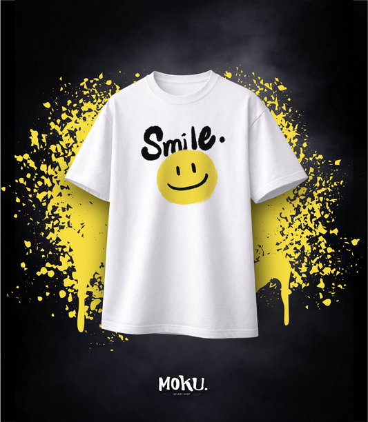 【MOKU.原創】Smile系列 街頭塗鴉風 重磅落肩短T (白)