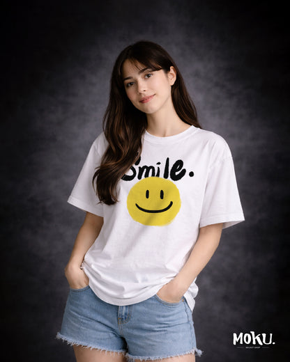 【MOKU.原創】Smile系列 街頭塗鴉風 微笑短T (白)