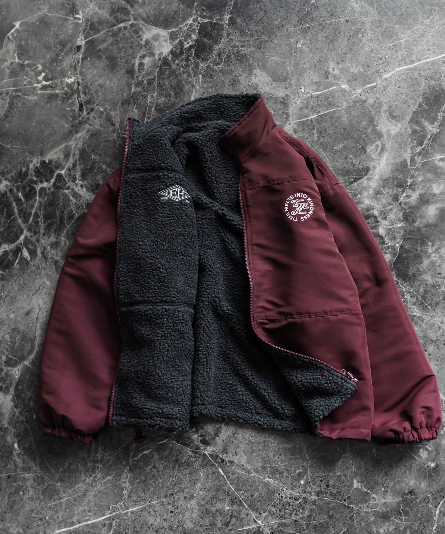 【Rocky Monroe】雙面設計 寬鬆版圓形LOGO刺繡立領長毛絨外套