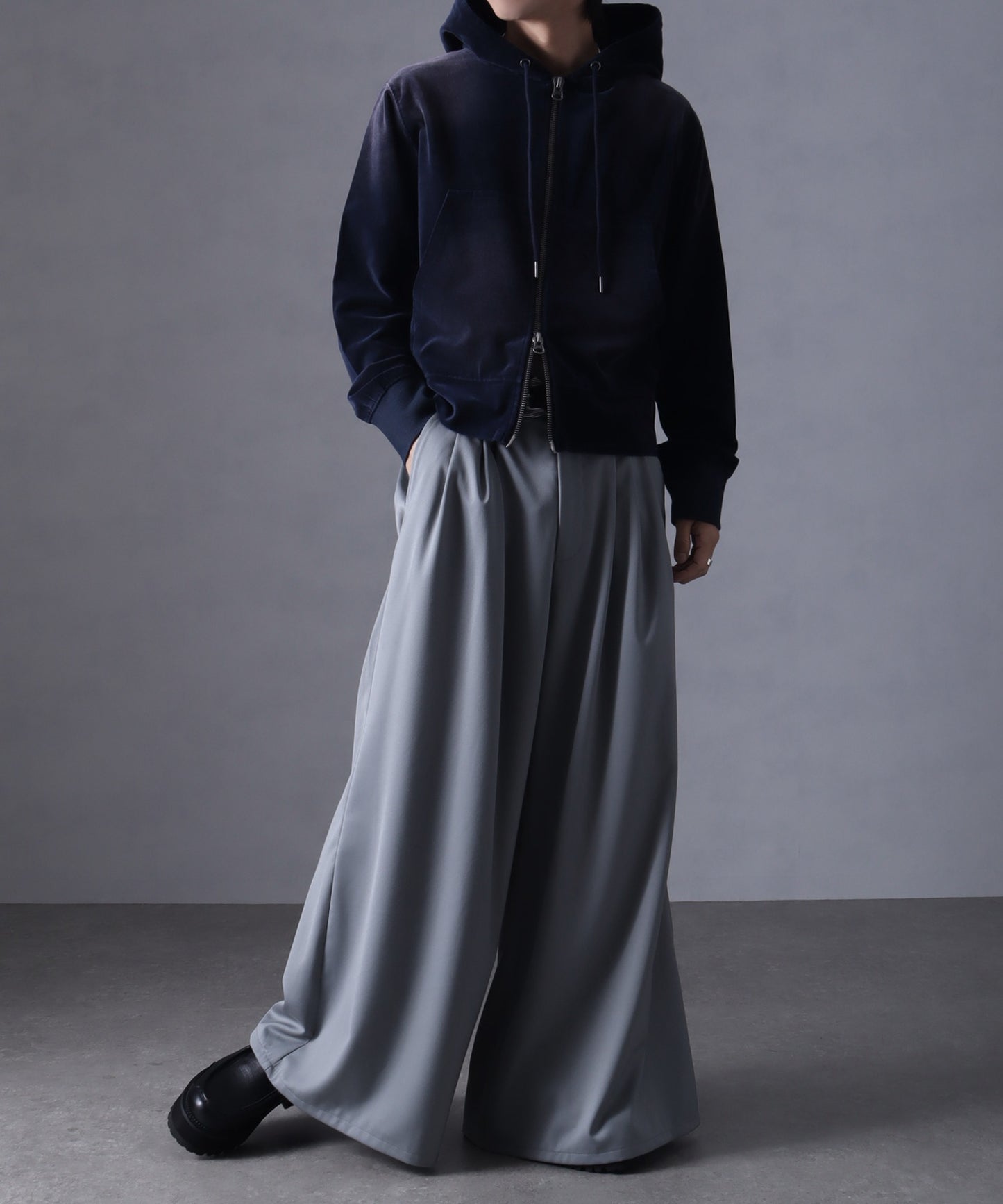 【Art re A】welise 優雅質感 TR 三褶設計 時尚寬版西裝褲