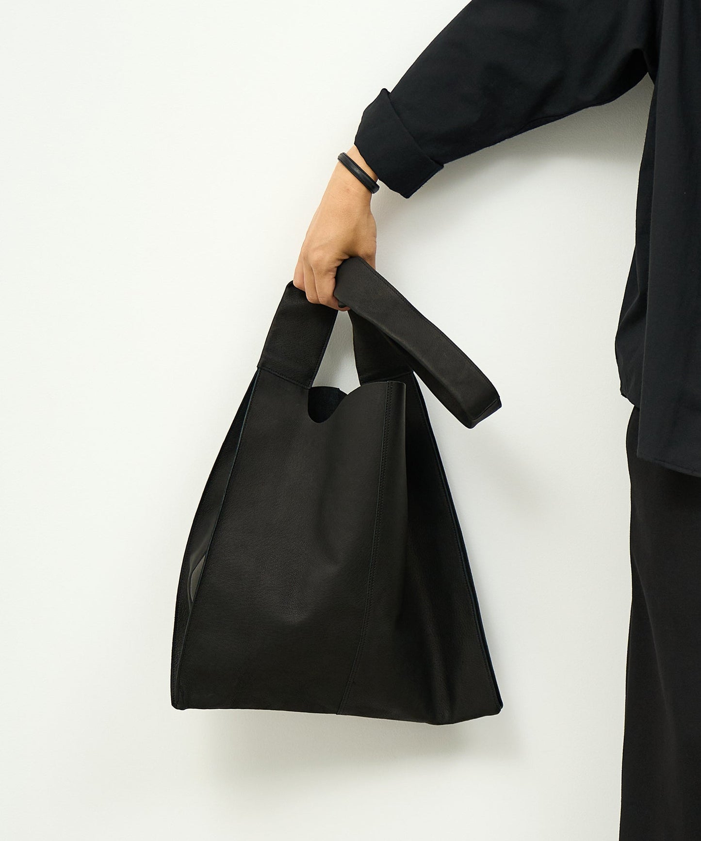 【レザーバッグ REN】HALLIE 皮革肩背包 L