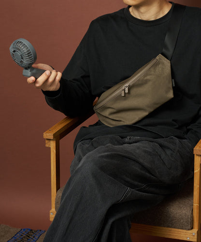 【レザーバッグ REN】khaki 質感休閒胸包(腰包) / HD NYLON