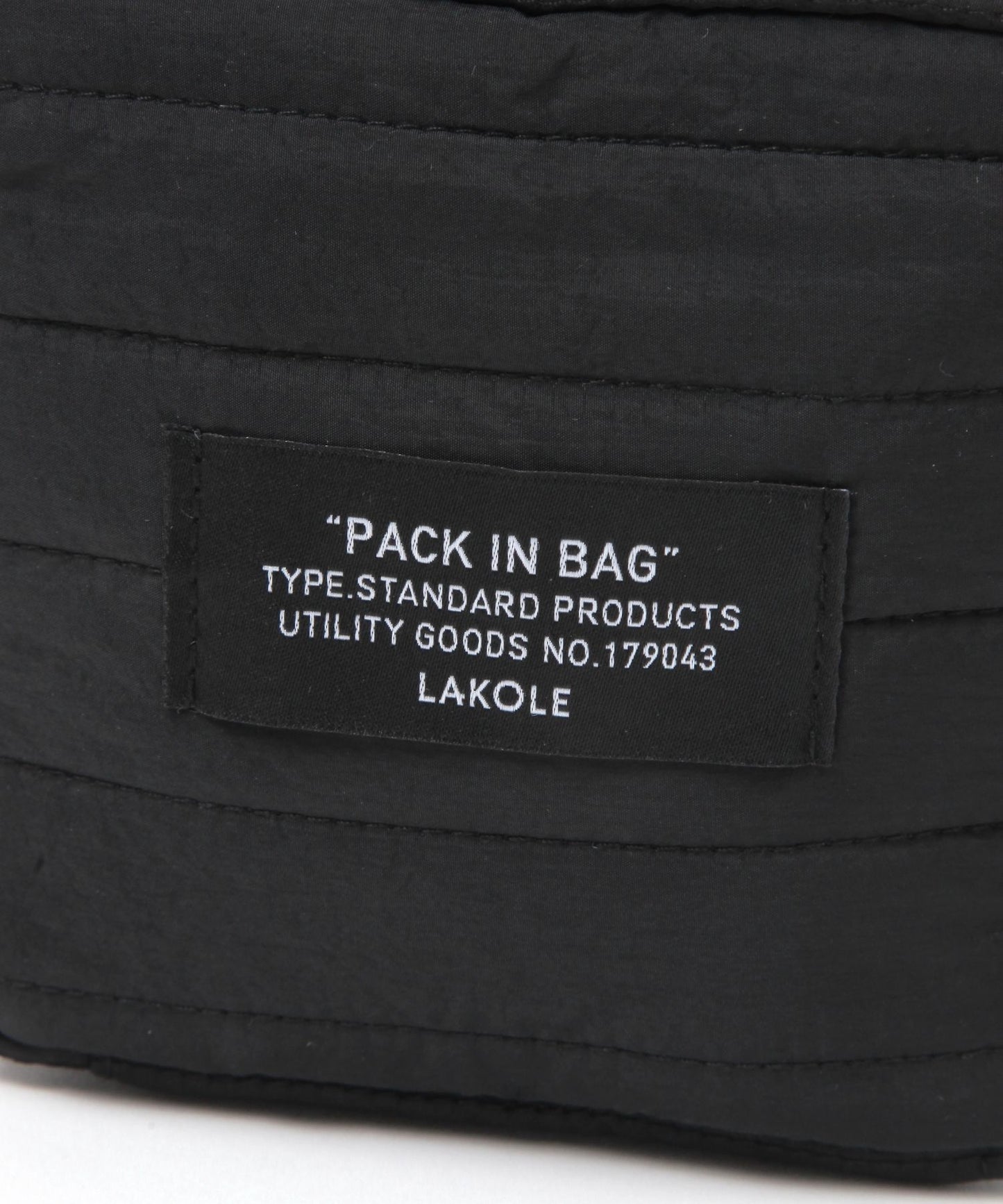 【LAKOLE】絎縫方形收納包