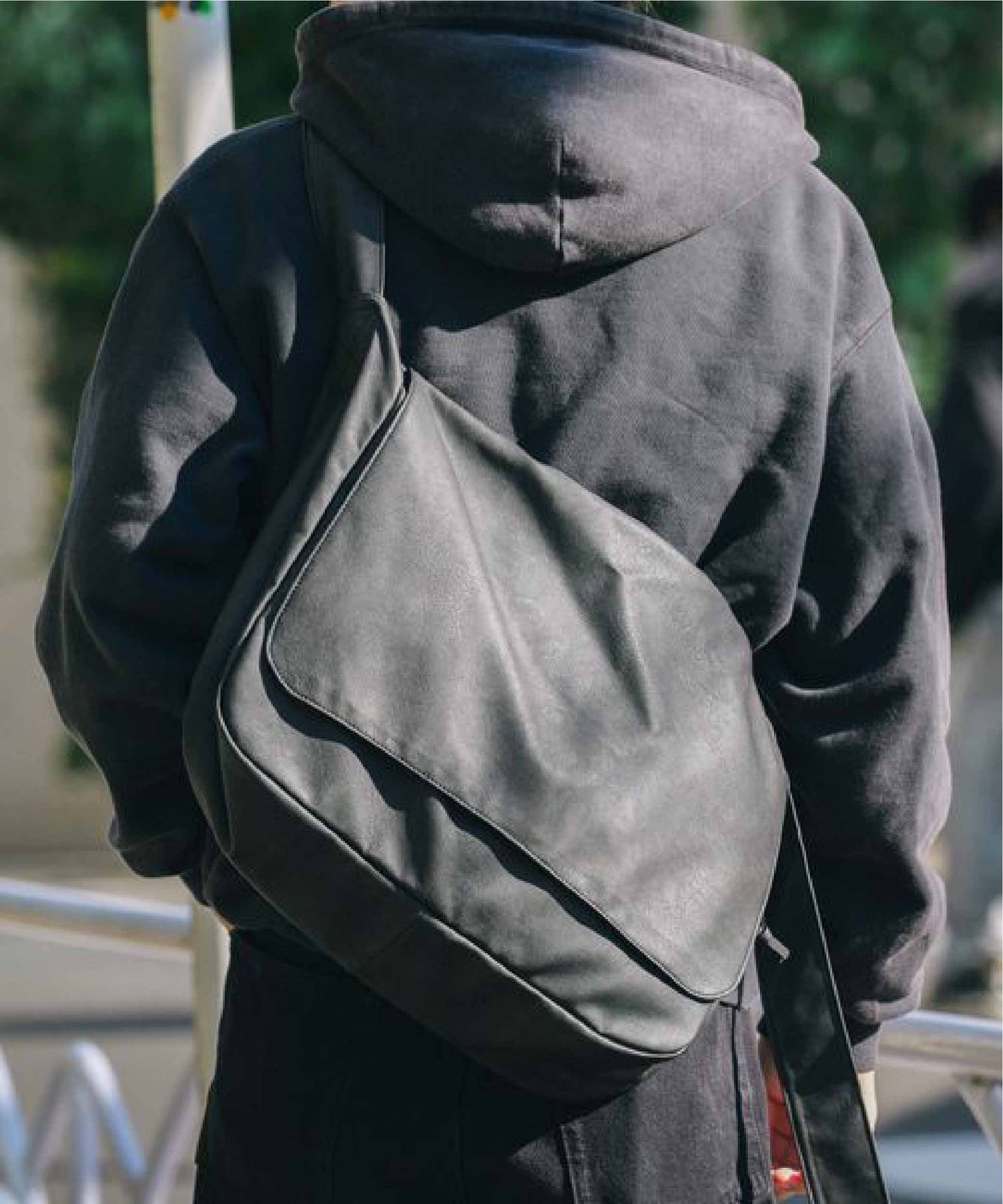 【RAGEBLUE】 復古街頭掀蓋斜背包