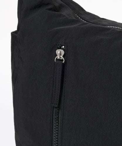 【GLOBAL WORK】輕量質感寬背帶斜背包