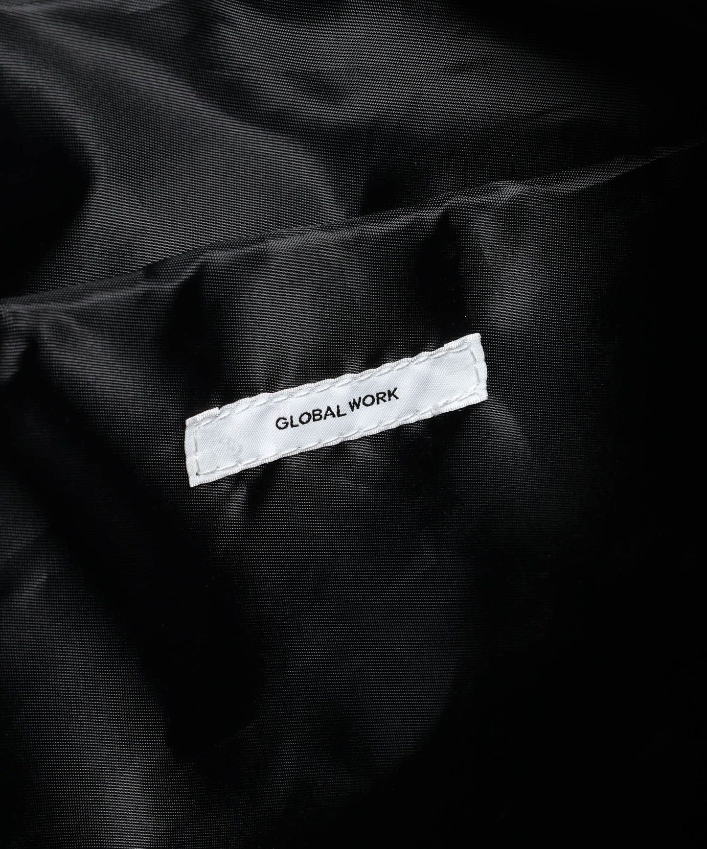 【GLOBAL WORK】輕量質感寬背帶斜背包