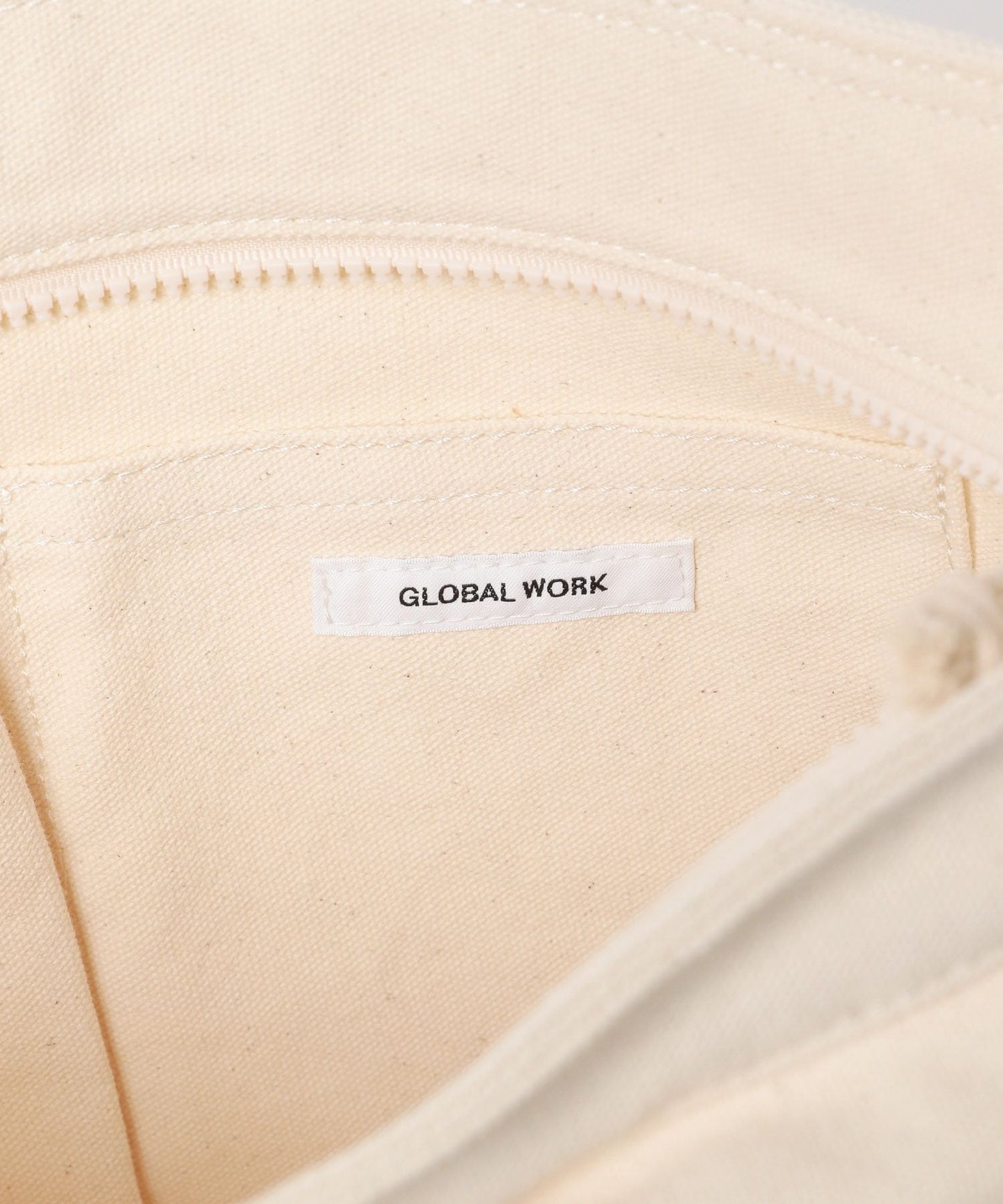 【GLOBAL WORK】2WAY 簡約拉鍊帆布斜背包 M