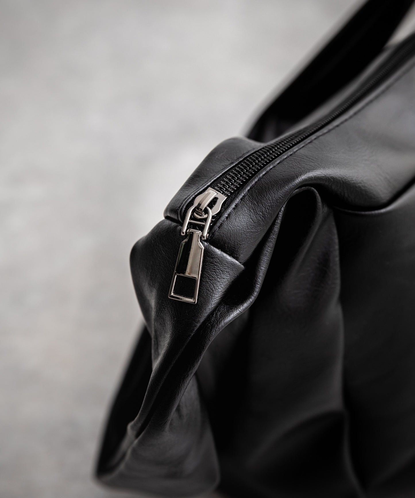 【Rocky Monroe】PU皮革大容量肩背包