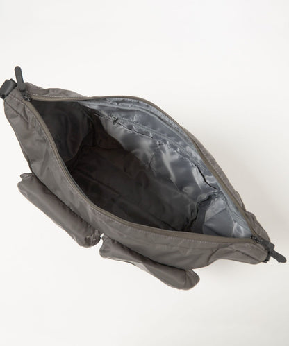 【GLR】雙層掀蓋防潑水尼龍斜背包 肩背包