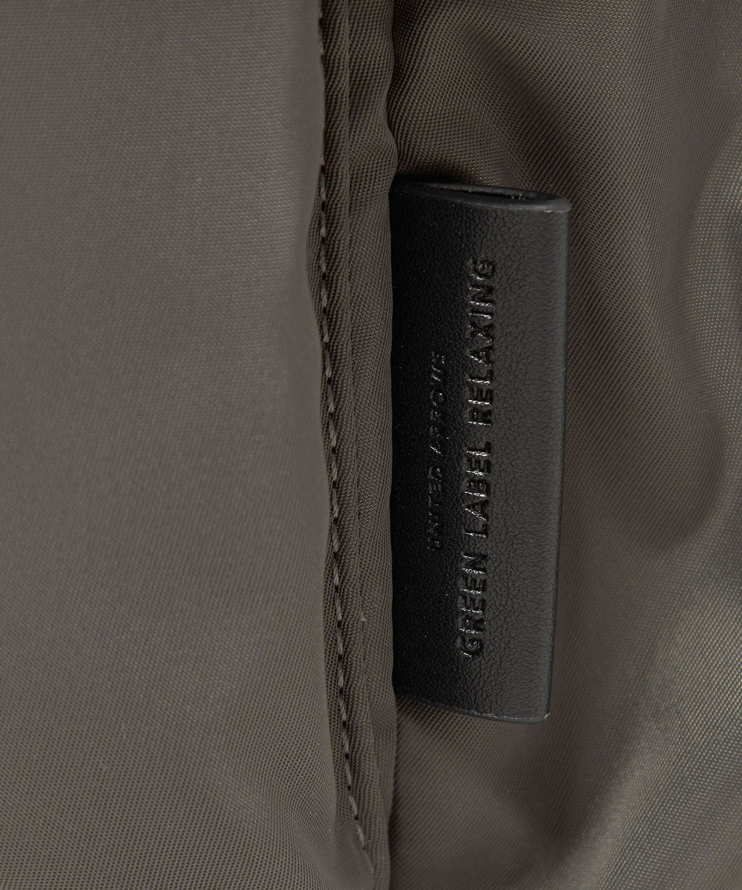 【GLR】雙層掀蓋防潑水尼龍斜背包 肩背包