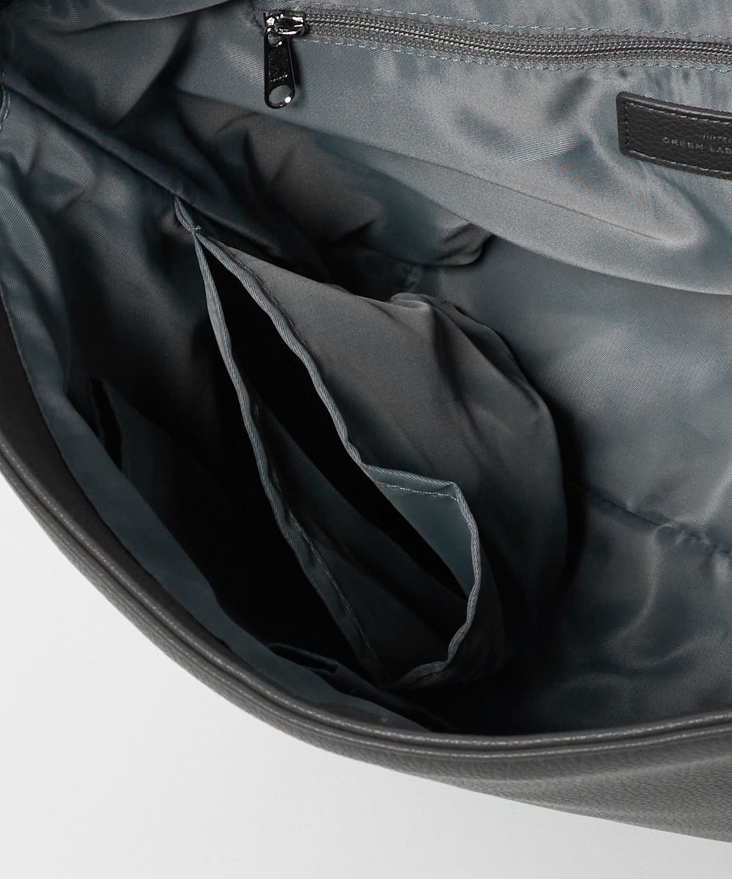 【GLR】多層收納口袋皮革單肩包 肩背包