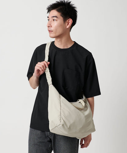 【GLR】fellowww聯名限定 素面皺褶兩用斜背包 肩背包