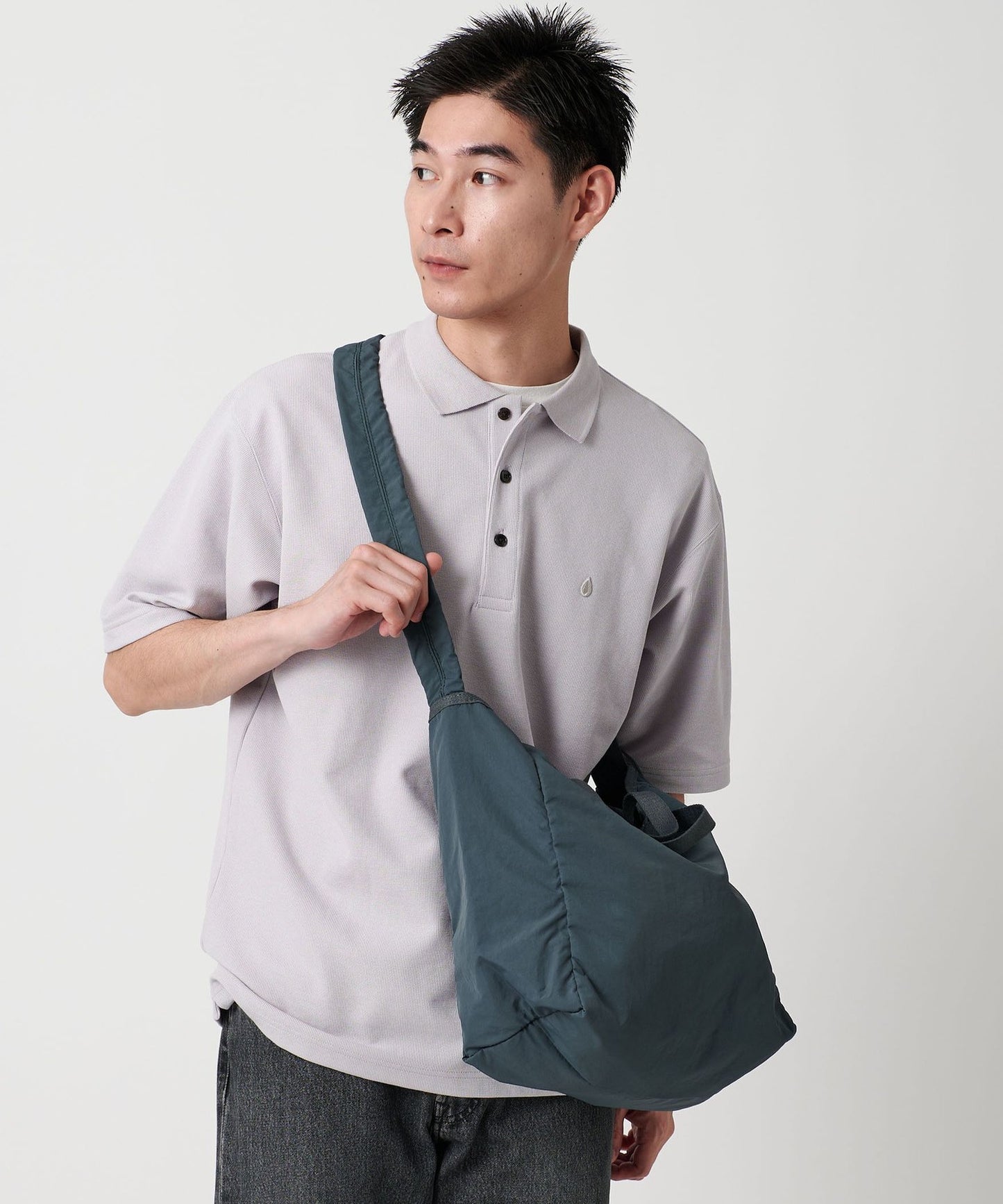 【GLR】fellowww聯名限定 素面皺褶兩用斜背包 肩背包