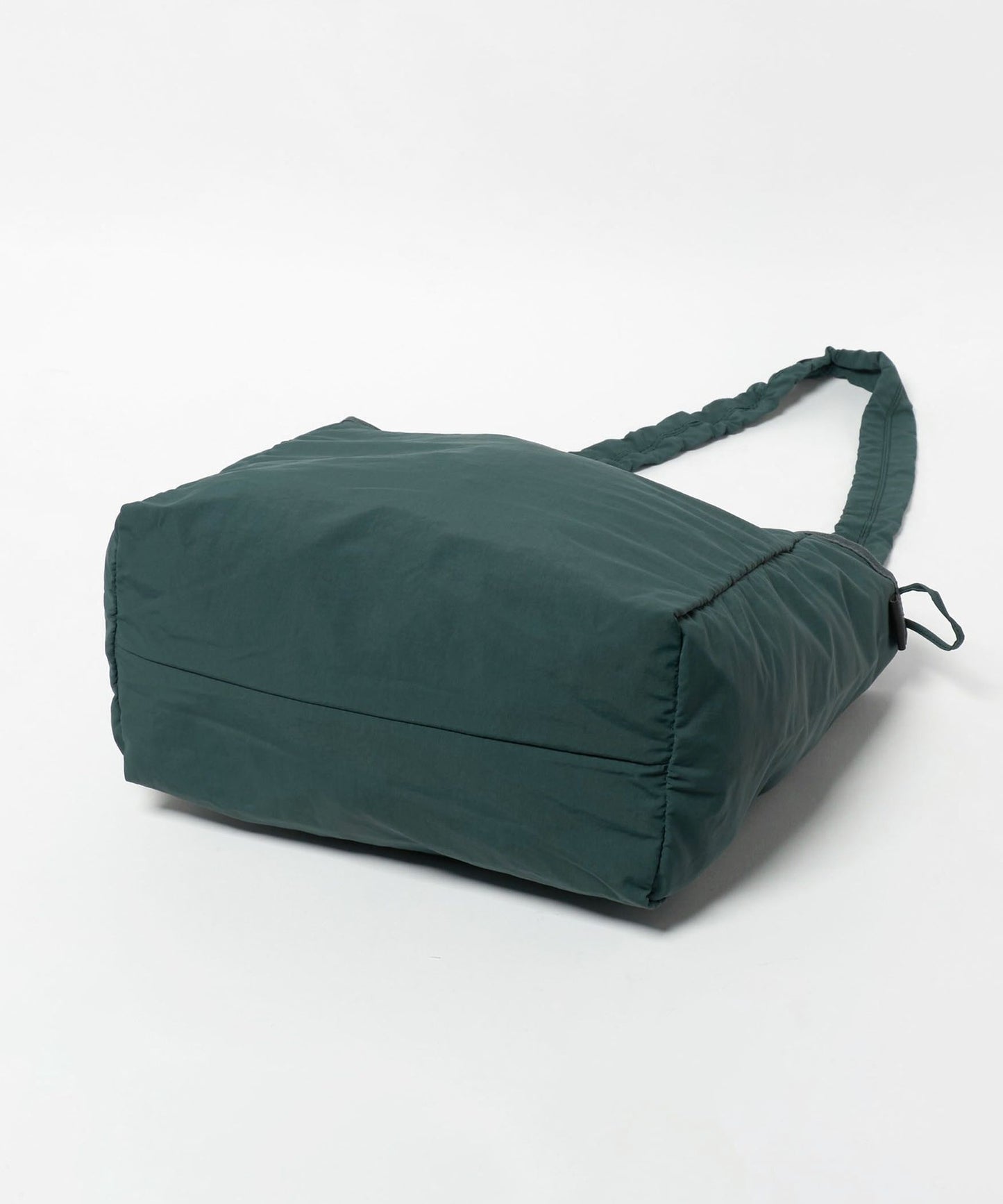 【GLR】fellowww聯名限定 素面皺褶兩用斜背包 肩背包