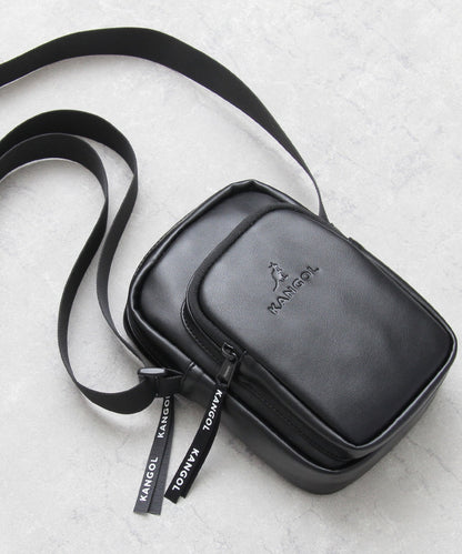 【A.M.S.】KANGOL聯名款 PU皮革質感方形迷你斜背包/肩背包