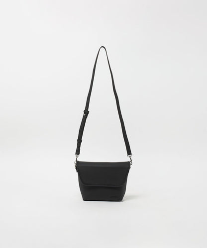 【GLR】顆粒壓紋PU皮革翻蓋斜背包 肩背包