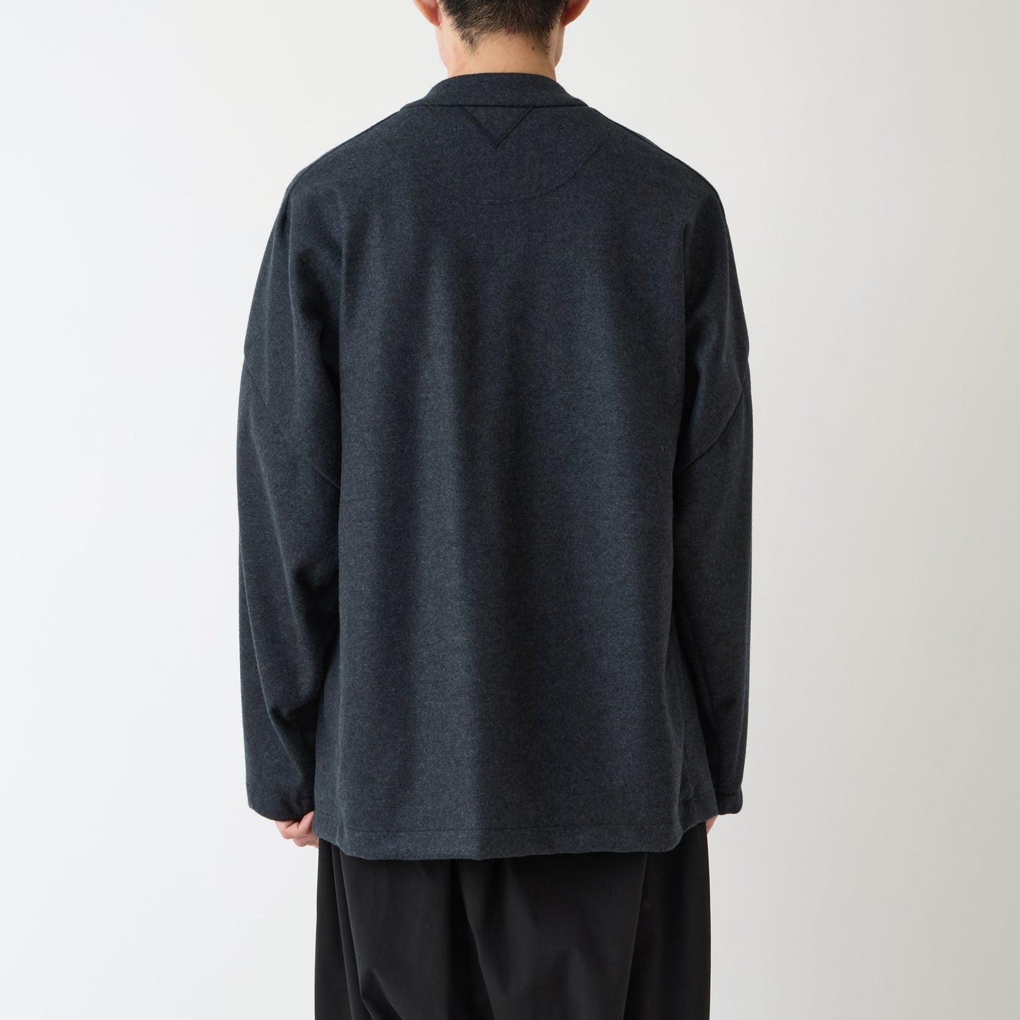 【Ｗhite Ｍountaineering】羊毛梅爾頓開衫外套