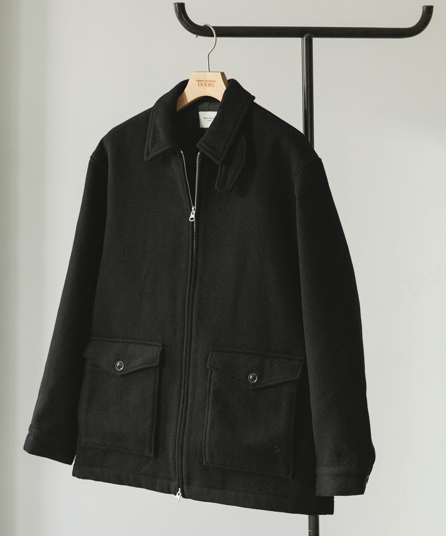 【URBAN RESEARCH DOORS】羊毛混紡短版哈靈頓夾克