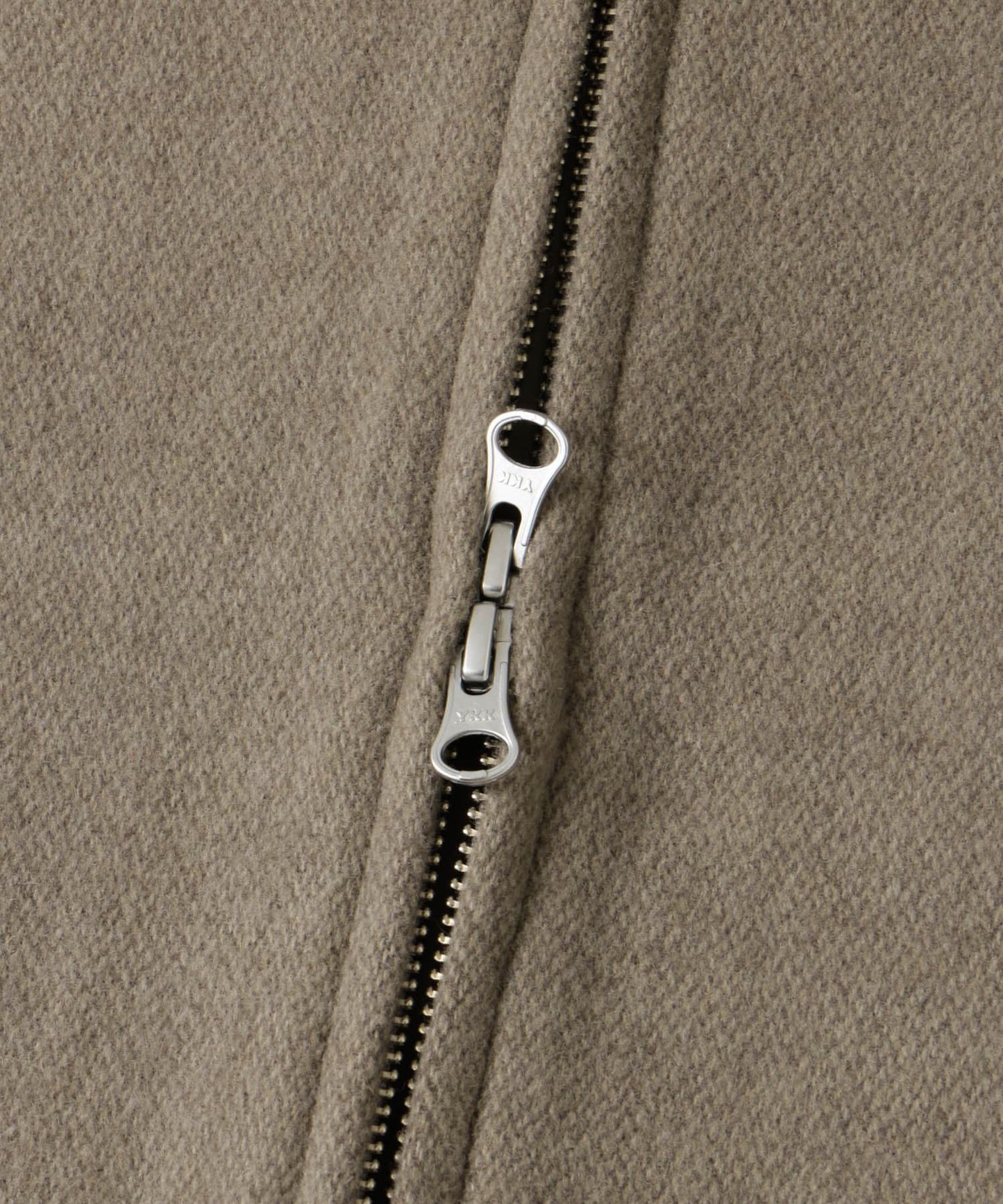 【URBAN RESEARCH DOORS】羊毛混紡短版哈靈頓夾克