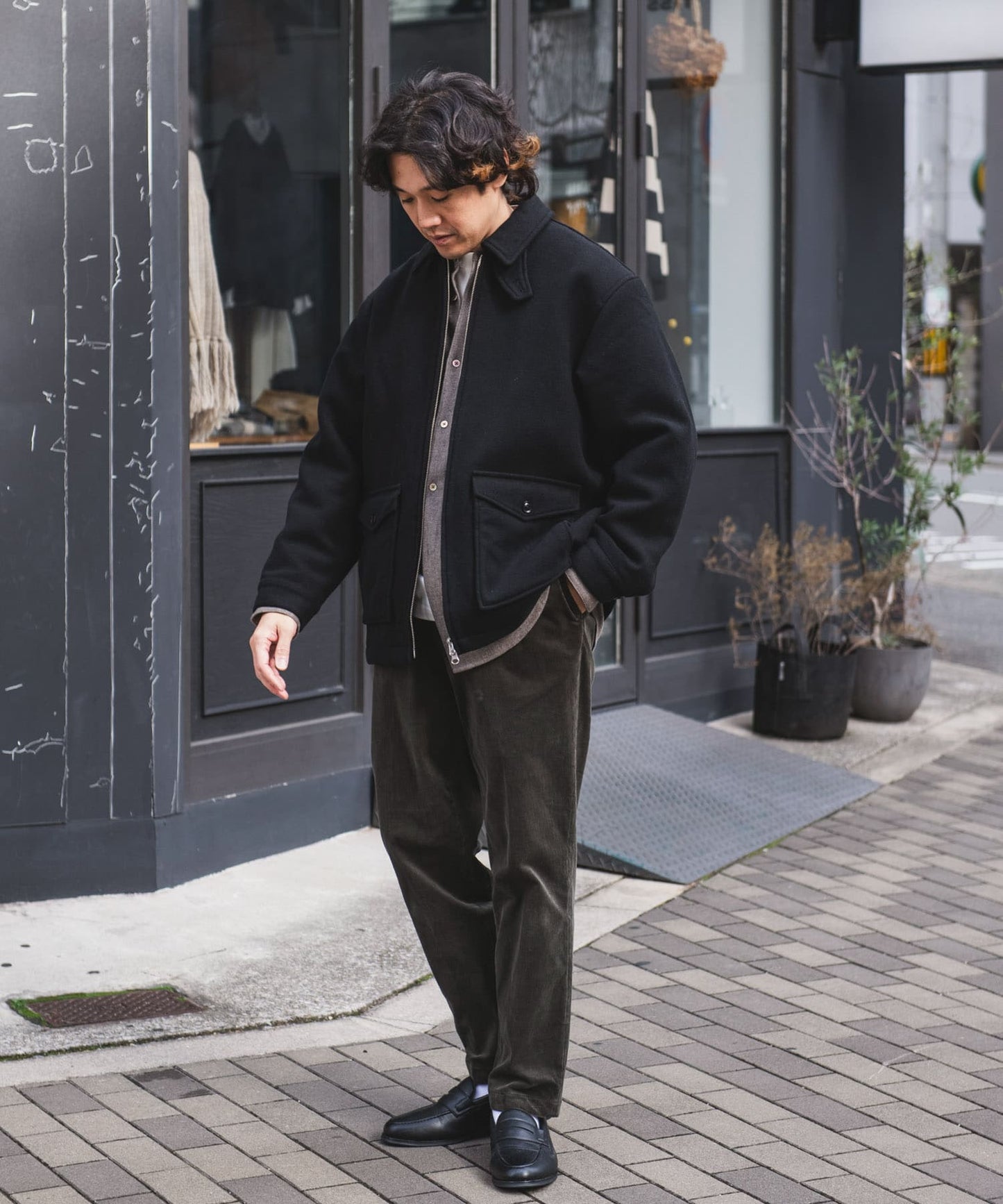 【URBAN RESEARCH DOORS】羊毛混紡短版哈靈頓夾克