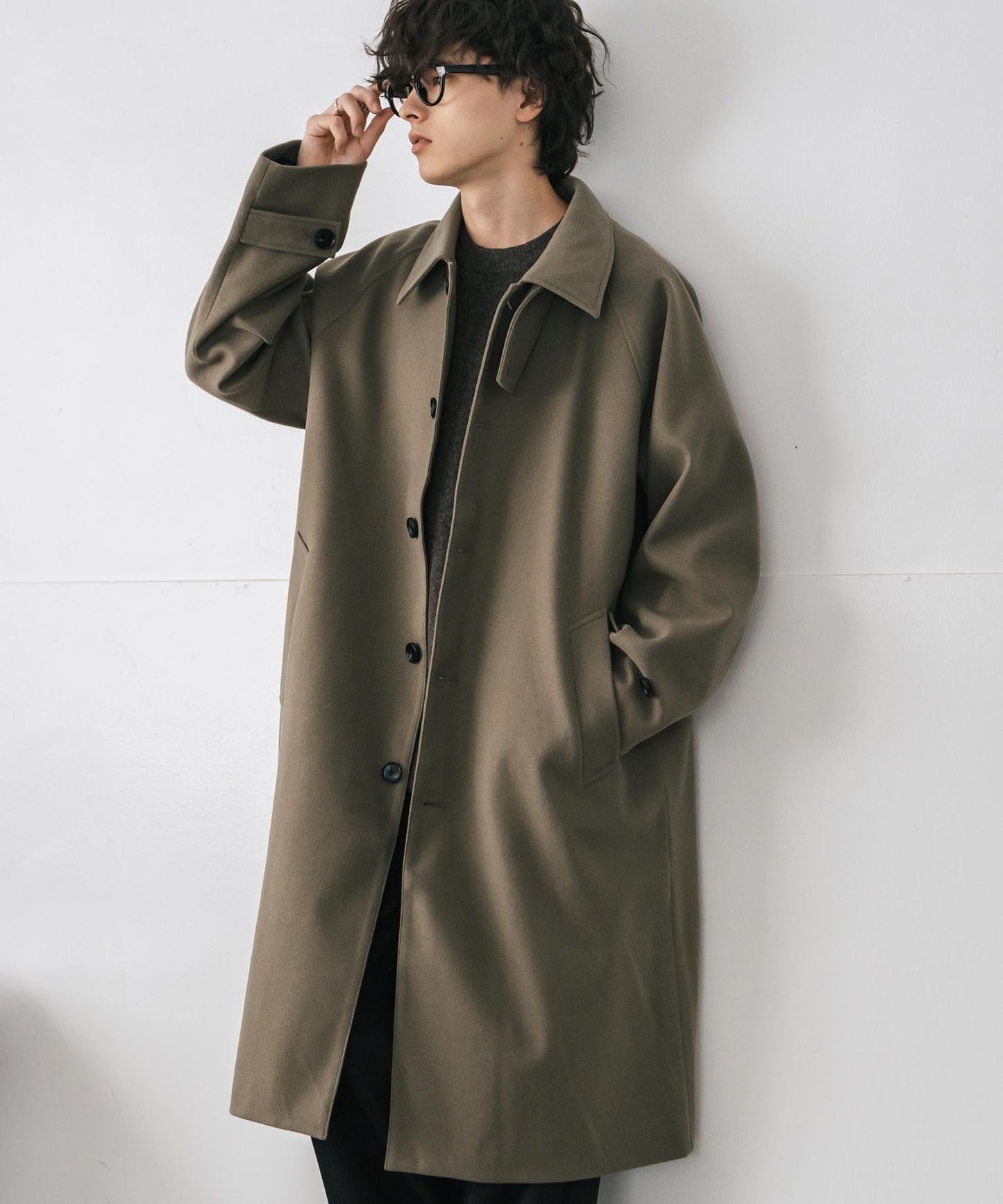 【Rocky Monroe】寬鬆版 T/M 萊格蘭袖長版單排扣大衣/兩用下巴帶立領設計