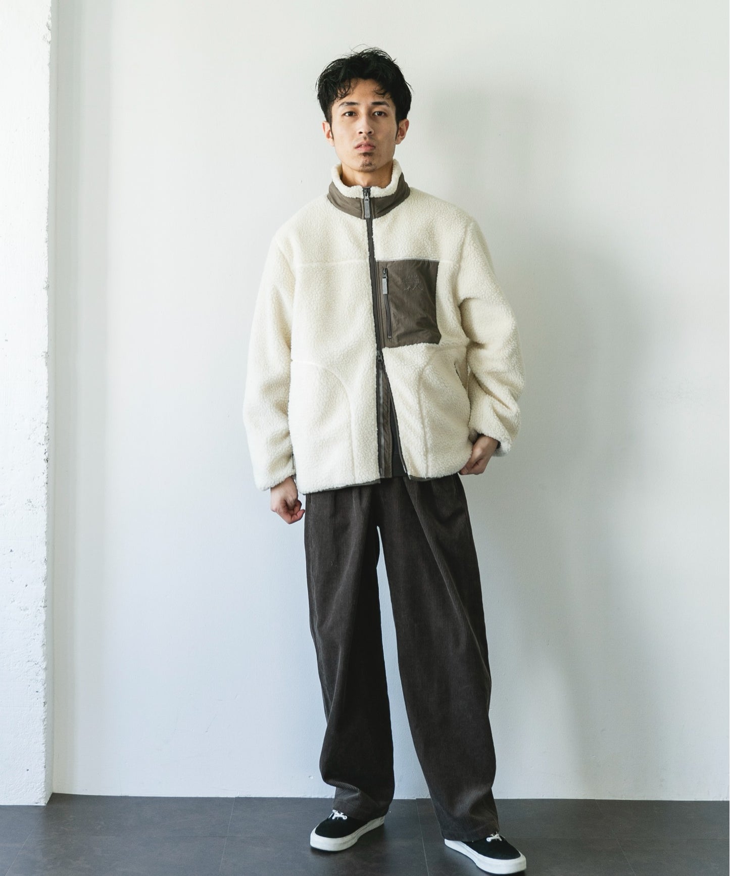 【URD】防風絨毛立領拉鍊外套