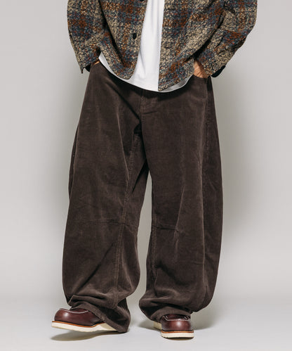 【FREAK’S STORE】寬版剪裁 曲線燈芯絨長褲