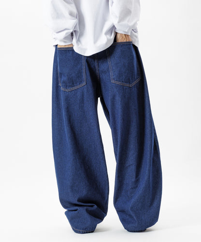 【FREAK’S STORE】水洗寬版桶型剪裁丹寧長褲 寬褲