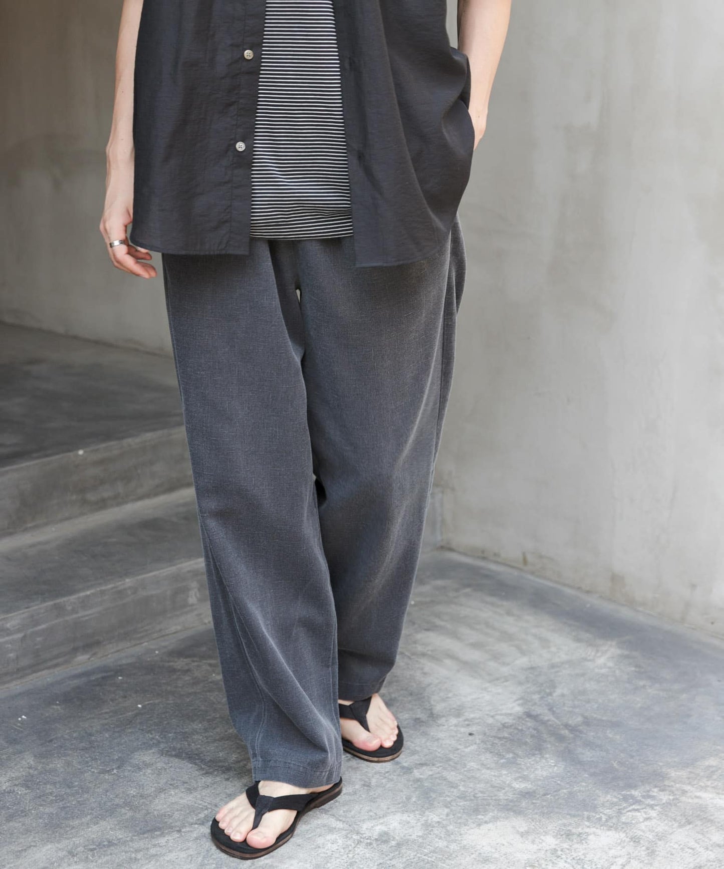 【URBAN RESEARCH DOORS】FORK&SPOON 褪色風格染料印花休閒長褲