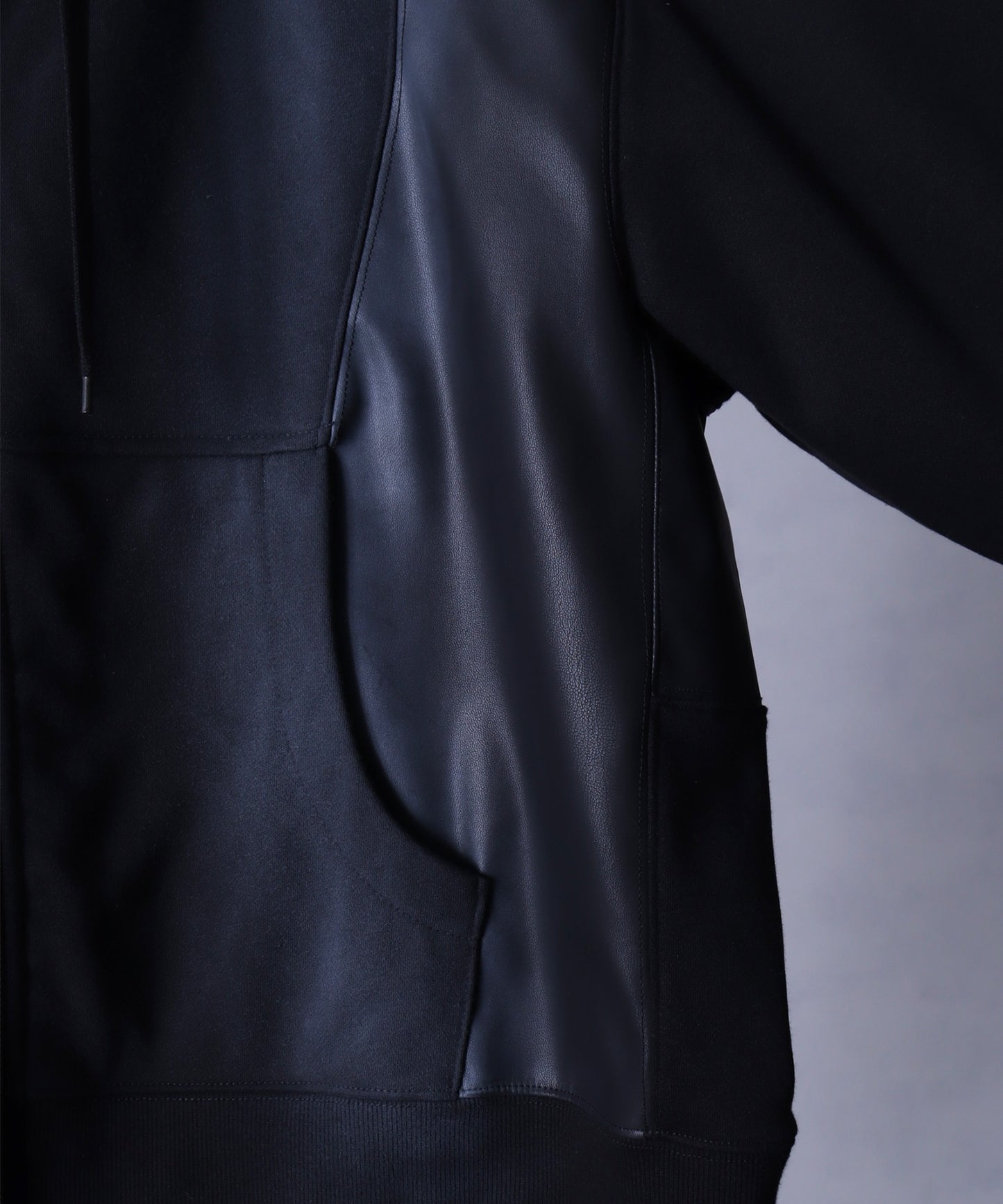 【Art re A】welise 質感仿舊加工PU皮革拼接連帽外套 日本預購