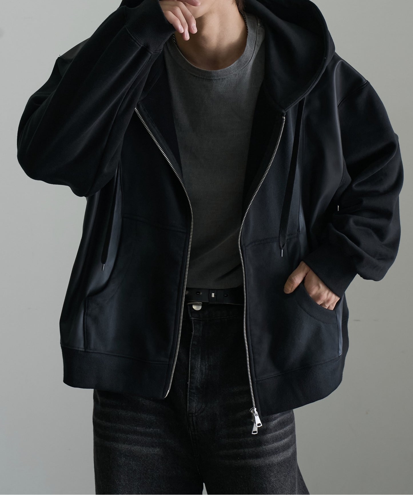 【Art re A】welise 質感仿舊加工PU皮革拼接連帽外套 日本預購